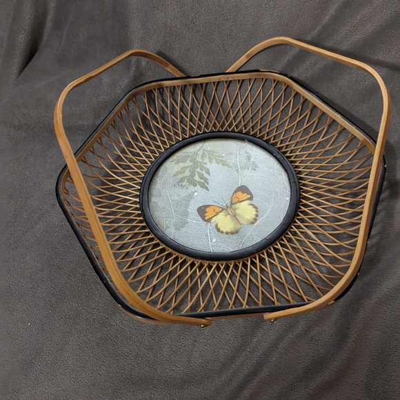 Vintage Bamboo Rattan Butterfly Basket With Handles - Picture 2 of 5